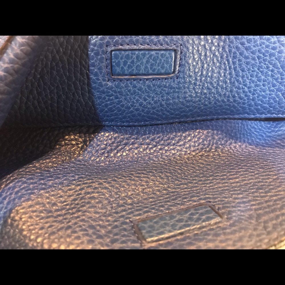 Authentic Burberry Handbag - Picture 6 of 6